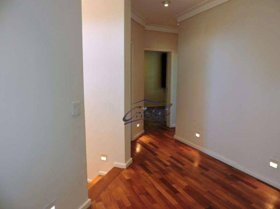 Imagem Casa com 6 Quartos à Venda ou Locação, 550 m² em Granja Viana - Carapicuíba Imagem Casa com 6 Quartos à Venda ou Locação, 550 m² em Granja Viana - Carapicuíba