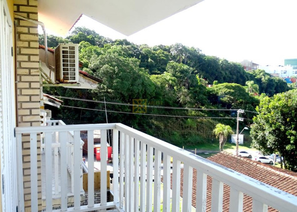 Imagem Apartamento com 2 Quartos para Alugar ou Temporada, 70 m² em Centro - Bombinhas