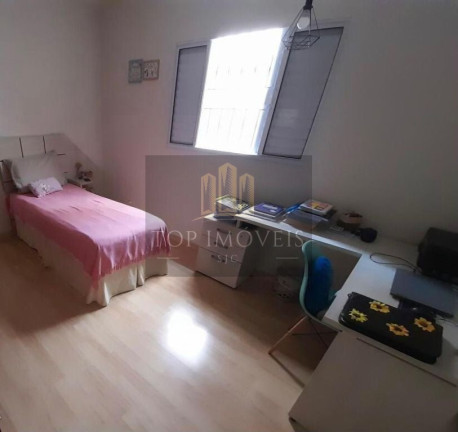 Imagem Casa com 3 Quartos à Venda, 300 m² em Jardim Flórida - Jacareí Imagem Casa com 3 Quartos à Venda, 300 m² em Jardim Flórida - Jacareí