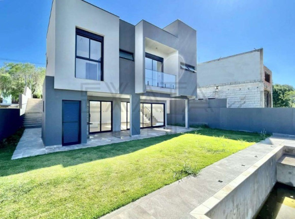 Imóvel com 3 Quartos à Venda, 230 m² em Condomínio Lago Do Sol - Cotia