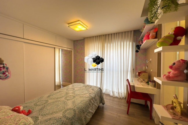 Imagem Apartamento com 3 Quartos à Venda, 258 m² em Petrópolis - Porto Alegre Imagem Apartamento com 3 Quartos à Venda, 258 m² em Petrópolis - Porto Alegre