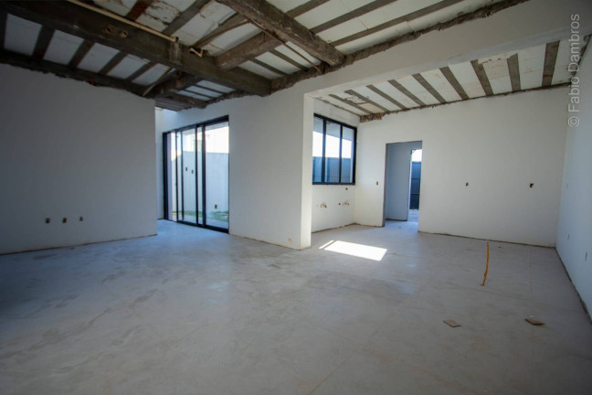 Imagem Sobrado com 3 Quartos à Venda, 156 m² em Recanto Tropical - Cascavel
