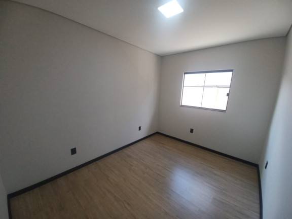 Imagem Casa com 3 Quartos à Venda, 128 m² em Jardim M Da Gloria - Araçoiaba Da Serra Imagem Casa com 3 Quartos à Venda, 128 m² em Jardim M Da Gloria - Araçoiaba Da Serra