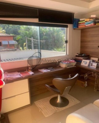 Imagem Casa com 4 Quartos à Venda,  em Piratininga - Niterói