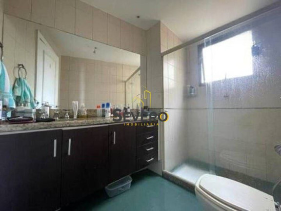 Imagem Apartamento com 4 Quartos à Venda, 160 m² em Icaraí - Niterói