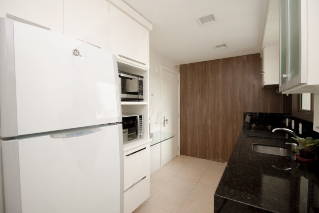 Imagem Apartamento com 3 Quartos à Venda, 120 m² em Três Figueiras - Porto Alegre