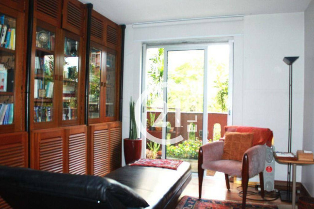 Imagem Apartamento com 3 Quartos à Venda, 236 m² em Itaim Bibi - São Paulo