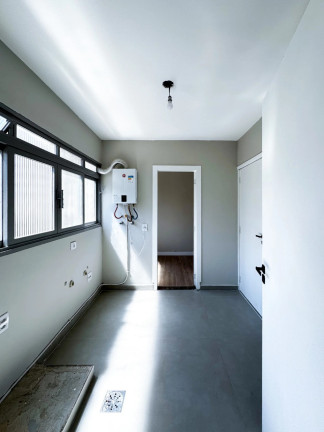 Imagem Imóvel com 3 Quartos à Venda, 220 m² em Higienopolis - São Paulo Imagem Imóvel com 3 Quartos à Venda, 220 m² em Higienopolis - São Paulo