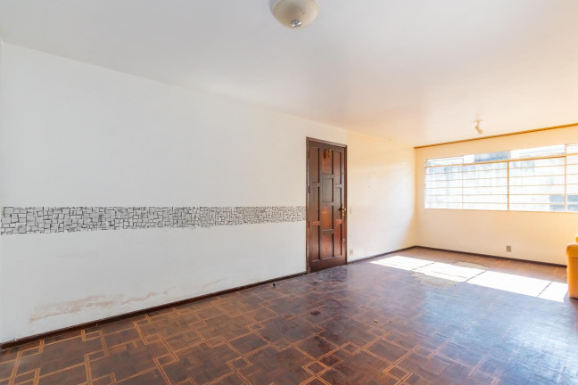 Imagem Casa com 3 Quartos à Venda, 150 m² em Juvevê - Curitiba