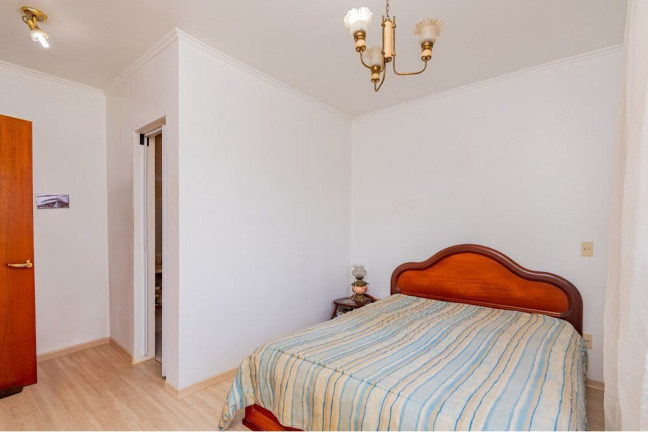 Imagem Imóvel com 3 Quartos à Venda, em Higienópolis - Porto Alegre Imagem Imóvel com 3 Quartos à Venda, em Higienópolis - Porto Alegre
