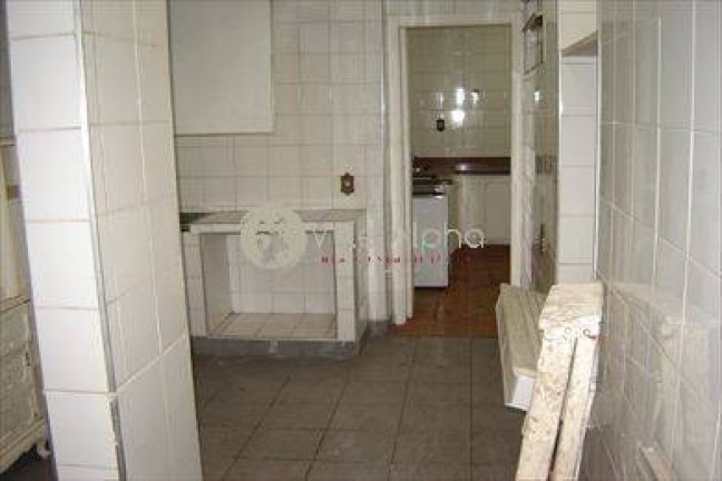 Imagem Casa com 8 Quartos à Venda, 290 m² em Gonzaga - Santos Imagem Casa com 8 Quartos à Venda, 290 m² em Gonzaga - Santos