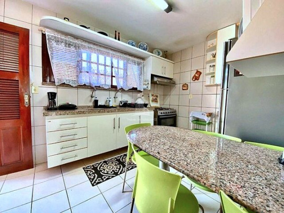 Imagem Casa de Condomínio com 4 Quartos à Venda, 200 m² em Sapiranga - Fortaleza Imagem Casa de Condomínio com 4 Quartos à Venda, 200 m² em Sapiranga - Fortaleza