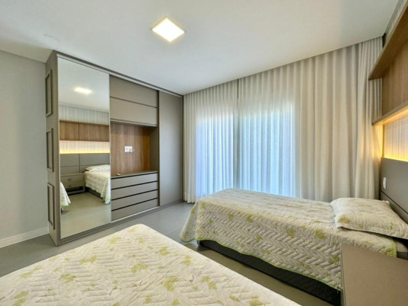 Imagem Casa com 4 Quartos à Venda, 290 m² em Novo Louro - Capao Da Canoa Imagem Casa com 4 Quartos à Venda, 290 m² em Novo Louro - Capao Da Canoa