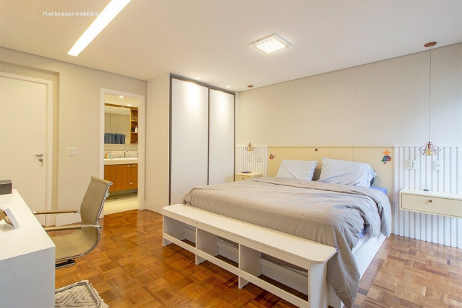 Imagem Apartamento com 3 Quartos à Venda, em Moema Pássaros - São Paulo Imagem Apartamento com 3 Quartos à Venda, em Moema Pássaros - São Paulo
