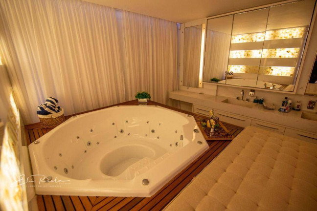 Imagem Apartamento com 4 Quartos à Venda, 275 m² em Praia Da Costa - Vila Velha Imagem Apartamento com 4 Quartos à Venda, 275 m² em Praia Da Costa - Vila Velha