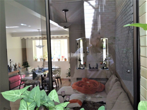 Imagem Casa com 3 Quartos à Venda, 150 m² em Mirandópolis - São Paulo