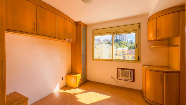Imagem Apartamento com 3 Quartos à Venda, 117 m² em Higienópolis - Porto Alegre Imagem Apartamento com 3 Quartos à Venda, 117 m² em Higienópolis - Porto Alegre