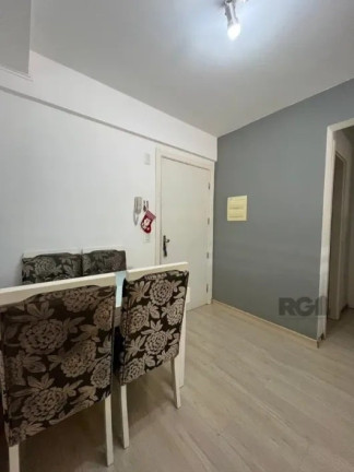 Imagem Apartamento com 2 Quartos à Venda, 53 m² em Santo Antônio - Porto Alegre Imagem Apartamento com 2 Quartos à Venda, 53 m² em Santo Antônio - Porto Alegre