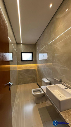 Imagem Casa com 3 Quartos à Venda, 300 m² em Setor Garavelo - Goiânia Imagem Casa com 3 Quartos à Venda, 300 m² em Setor Garavelo - Goiânia