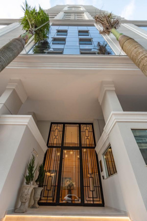 Imagem Apartamento com 3 Quartos à Venda, 130 m² em Pioneiros - Balneário Camboriú Imagem Apartamento com 3 Quartos à Venda, 130 m² em Pioneiros - Balneário Camboriú