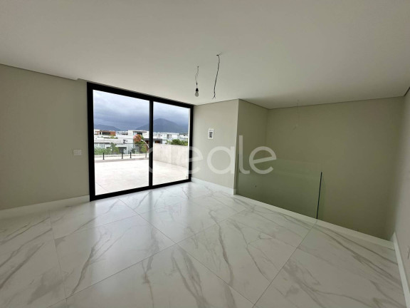 Imagem Casa de Condomínio com 5 Quartos à Venda, 560 m² em Barra Da Tijuca - Rio De Janeiro Imagem Casa de Condomínio com 5 Quartos à Venda, 560 m² em Barra Da Tijuca - Rio De Janeiro
