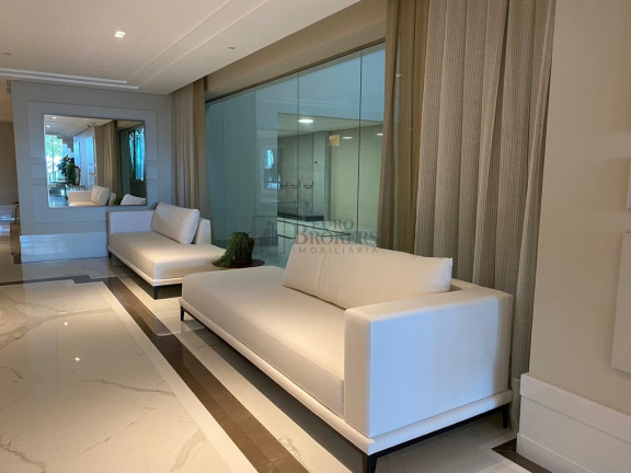 Imagem Apartamento com 4 Quartos à Venda, 291 m² em Centro - Balneário Camboriú