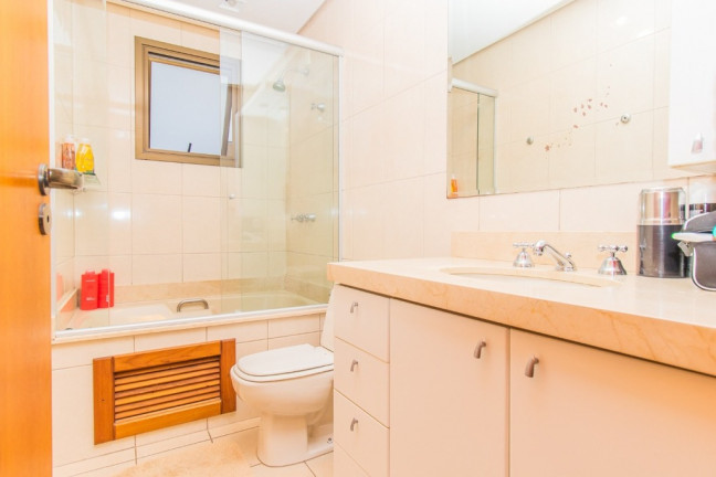 Imagem Apartamento com 3 Quartos à Venda, 117 m² em Petrópolis - Porto Alegre