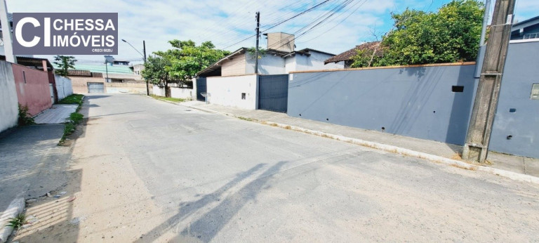 Imagem Casa com 2 Quartos à Venda, 260 m² em Cidade Nova - Itajaí