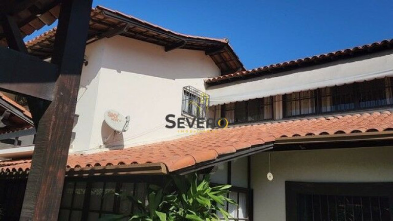 Imagem Casa com 5 Quartos à Venda, 210 m² em Piratininga - Niterói