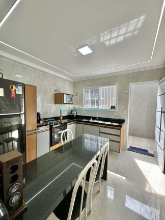 Imagem Casa com 3 Quartos à Venda, 160 m² em Ocian - Praia Grande