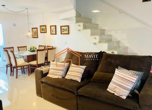 Imagem Casa com 2 Quartos à Venda, 141 m² em Itaum - Joinville