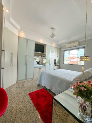 Imagem Casa com 4 Quartos à Venda, 200 m² em Morada De Laranjeiras - Serra Imagem Casa com 4 Quartos à Venda, 200 m² em Morada De Laranjeiras - Serra