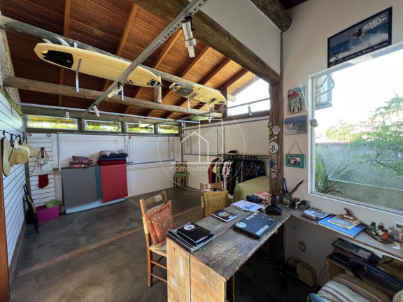 Imagem Casa com 3 Quartos à Venda, 150 m² em São João Do Rio Vermelho - Florianópolis Imagem Casa com 3 Quartos à Venda, 150 m² em São João Do Rio Vermelho - Florianópolis