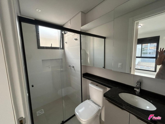 Imagem Apartamento com 1 Quarto à Venda, 28 m² em Centro - Florianópolis