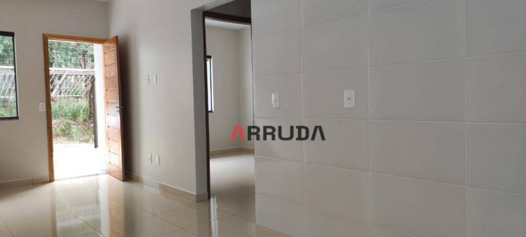 Imagem Casa com 2 Quartos à Venda, 54 m² em Santa Felicidade - Cascavel
