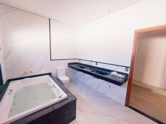 Imagem Casa com 4 Quartos à Venda, 470 m² em Condomínio Village Castelo - Itu