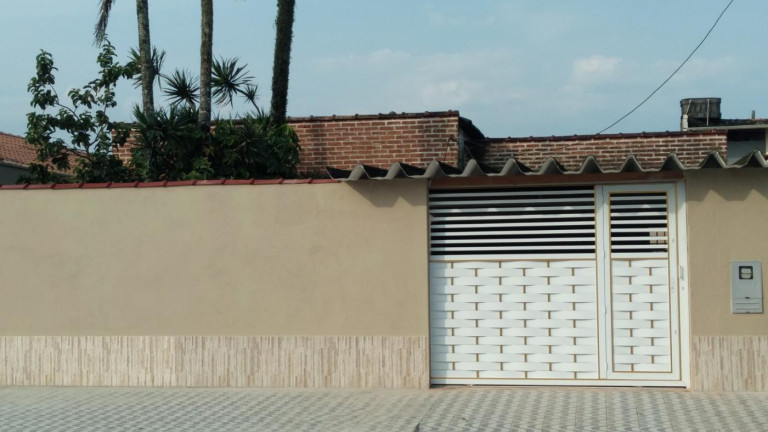 Imagem Casa com 3 Quartos à Venda, 253 m² em Maracanã - Praia Grande Imagem Casa com 3 Quartos à Venda, 253 m² em Maracanã - Praia Grande