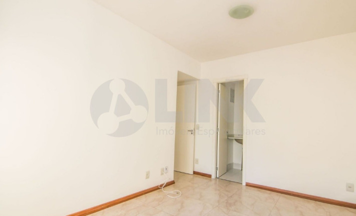 Imagem Apartamento com 2 Quartos à Venda, 65 m² em Santo Antônio - Porto Alegre Imagem Apartamento com 2 Quartos à Venda, 65 m² em Santo Antônio - Porto Alegre