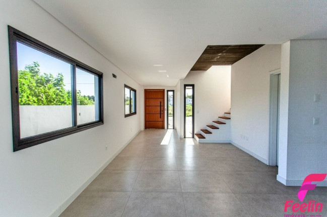 Imagem Casa com 3 Quartos à Venda, 162 m² em Campeche - Florianópolis Imagem Casa com 3 Quartos à Venda, 162 m² em Campeche - Florianópolis