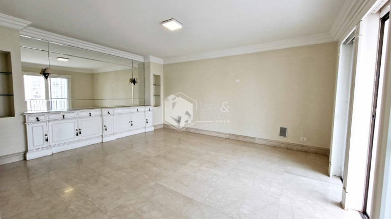 Imagem Imóvel com 3 Quartos à Venda, 585 m² em Campo Belo - São Paulo Imagem Imóvel com 3 Quartos à Venda, 585 m² em Campo Belo - São Paulo