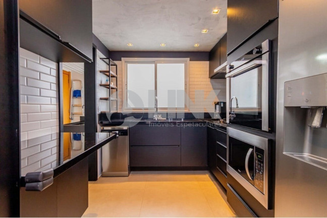 Imagem Apartamento com 3 Quartos à Venda, 120 m² em Menino Deus - Porto Alegre Imagem Apartamento com 3 Quartos à Venda, 120 m² em Menino Deus - Porto Alegre