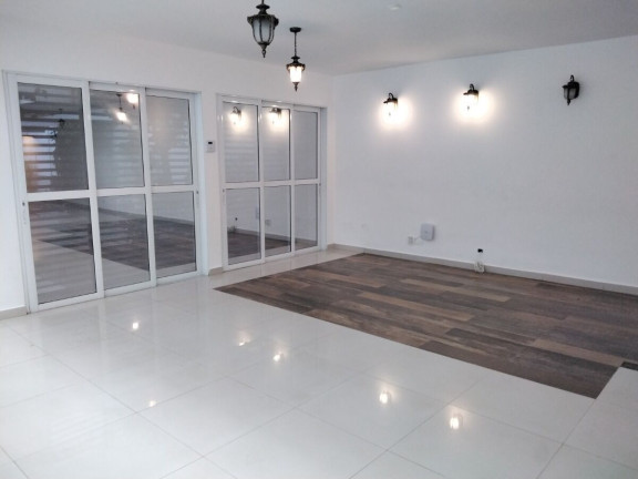 Imagem Casa com 3 Quartos à Venda, 300 m² em Planalto Paulista - São Paulo Imagem Casa com 3 Quartos à Venda, 300 m² em Planalto Paulista - São Paulo