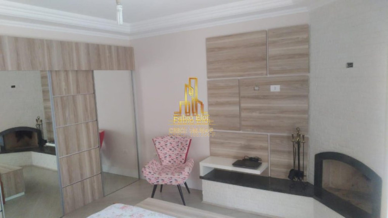 Imagem Casa com 3 Quartos à Venda, 340 m² em Centro Alto - Ribeirão Pires Imagem Casa com 3 Quartos à Venda, 340 m² em Centro Alto - Ribeirão Pires
