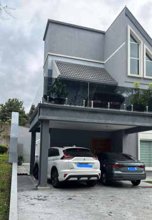Imagem Casa com 3 Quartos à Venda, 240 m² em Santa Felicidade - Curitiba