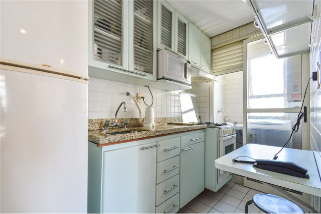 Imagem Apartamento com 2 Quartos à Venda, 64 m² em Moema - São Paulo