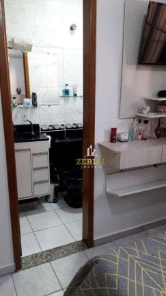 Imagem Casa com 3 Quartos à Venda, 196 m² em Vila Palmares - Santo André