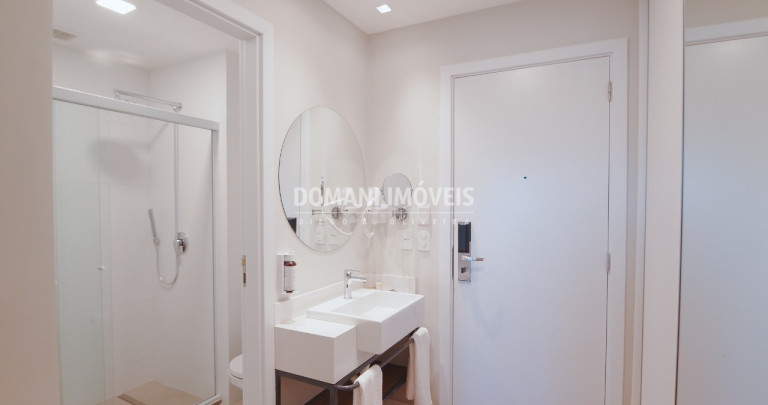 Imagem Imóvel com 1 Quarto à Venda, 37 m² em Região De Capivari - Campos Do Jordão Imagem Imóvel com 1 Quarto à Venda, 37 m² em Região De Capivari - Campos Do Jordão