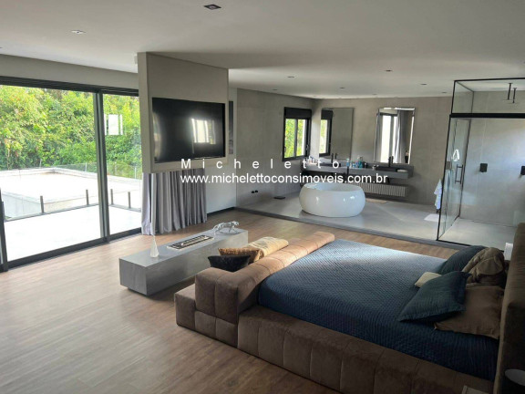 Imagem Sobrado com 4 Quartos à Venda, 500 m² em Residencial Quatro (alphaville) - Santana De Parnaíba Imagem Sobrado com 4 Quartos à Venda, 500 m² em Residencial Quatro (alphaville) - Santana De Parnaíba