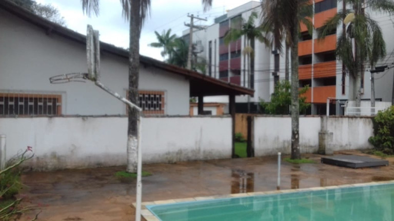 Imagem Casa com 5 Quartos à Venda, 1.000 m² em Praia Do Tenório - Ubatuba Imagem Casa com 5 Quartos à Venda, 1.000 m² em Praia Do Tenório - Ubatuba