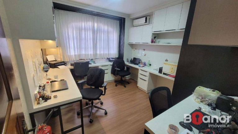 Imagem Casa com 4 Quartos à Venda, 245 m² em Escola Agrícola - Blumenau Imagem Casa com 4 Quartos à Venda, 245 m² em Escola Agrícola - Blumenau